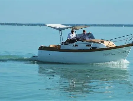 Balatonparti Gyoengyszem *