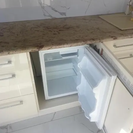 Apartment Balatonparti Gyoengyszem